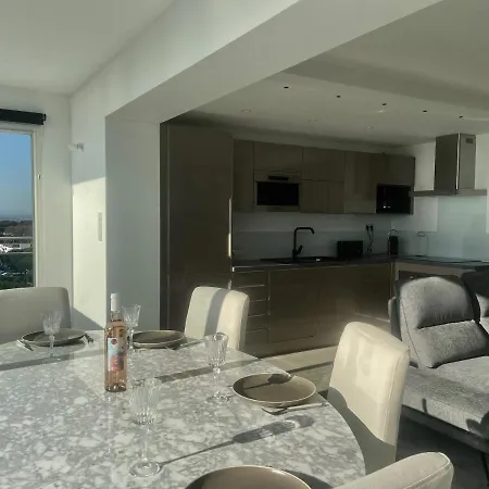 公寓 Le Panoramique, P2 Vue Sur Mer, Clim, Centre Ville, Wifi 拉格朗德默特