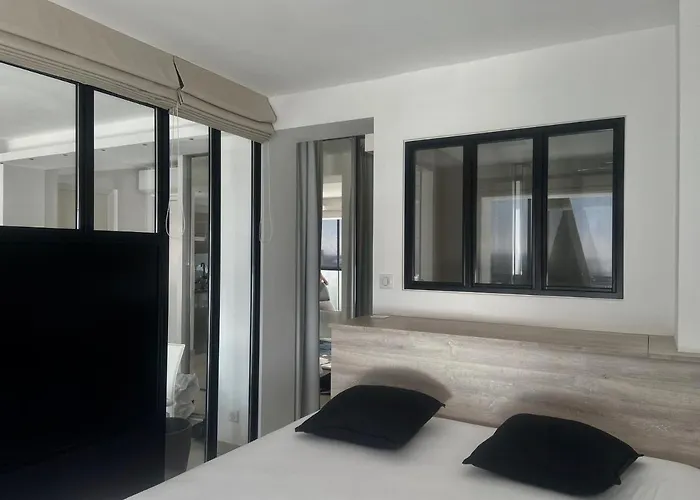 公寓 Le Panoramique, P2 Vue Sur Mer, Clim, Centre Ville, Wifi *