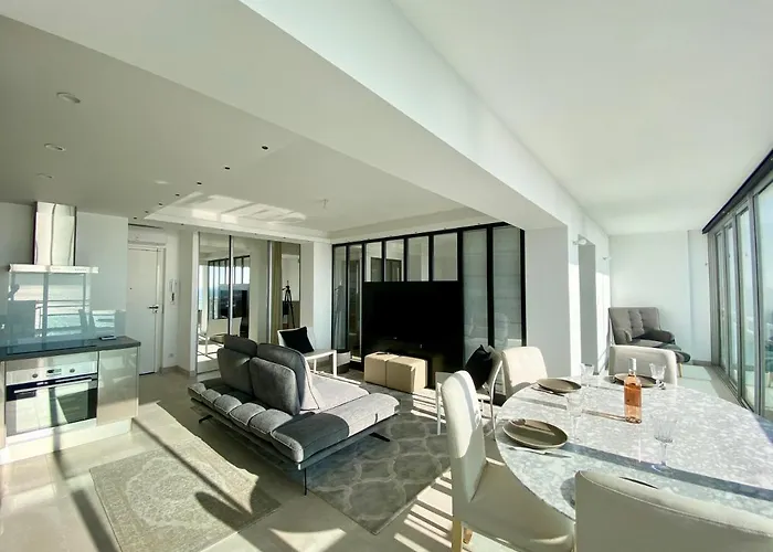 Le Panoramique, P2 Vue Sur Mer, Clim, Centre Ville, Wifi 公寓 *